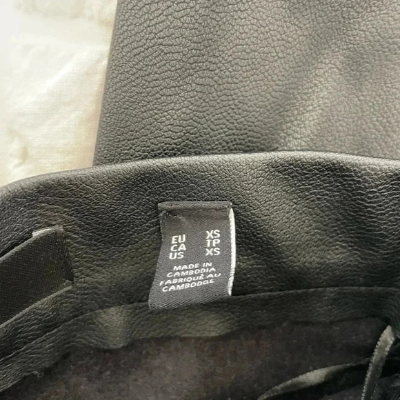 Vero Moda black high waist faux leather leggings - Picture 10 of 10